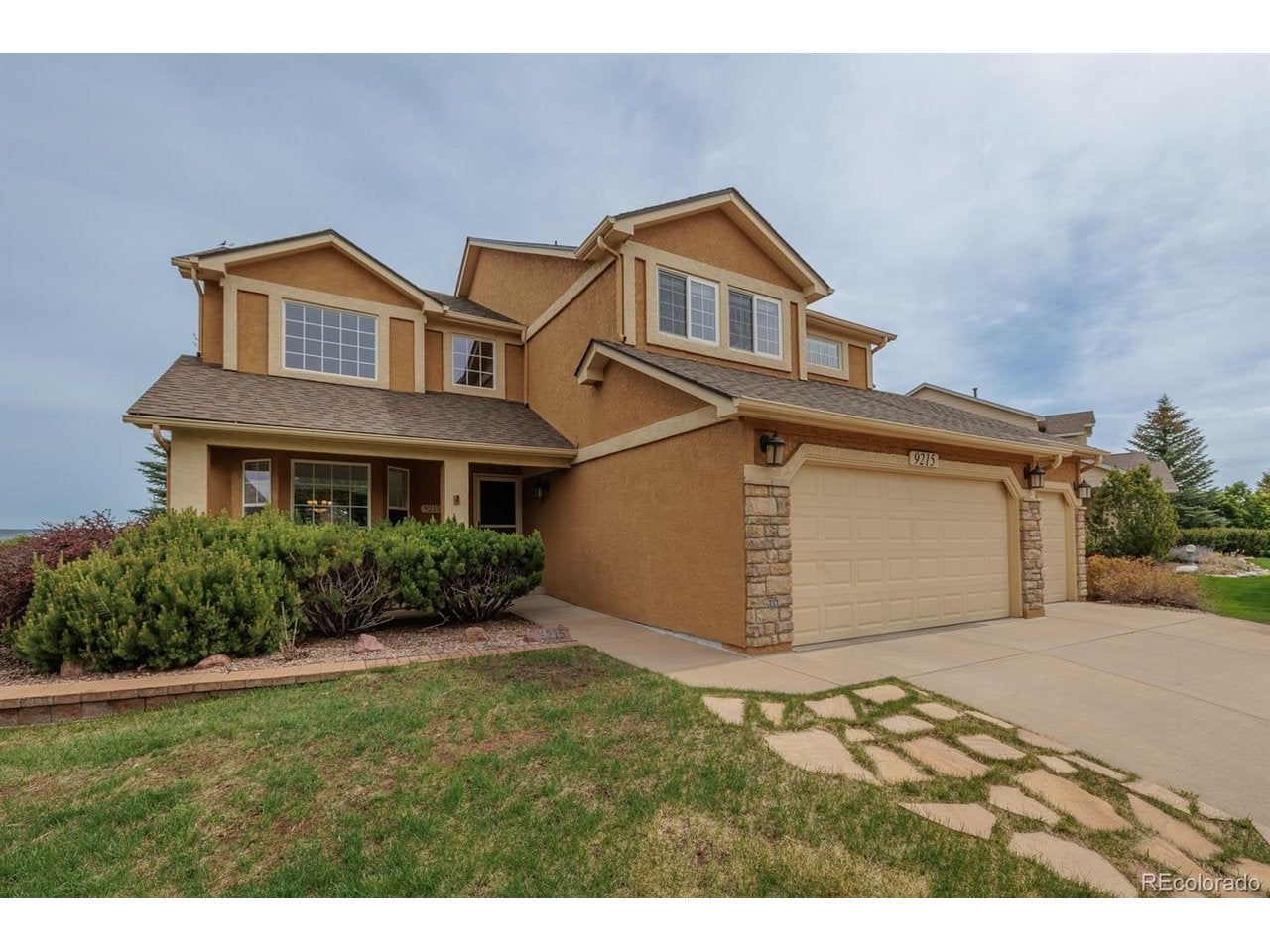 9215 Chetwood Dr — photo