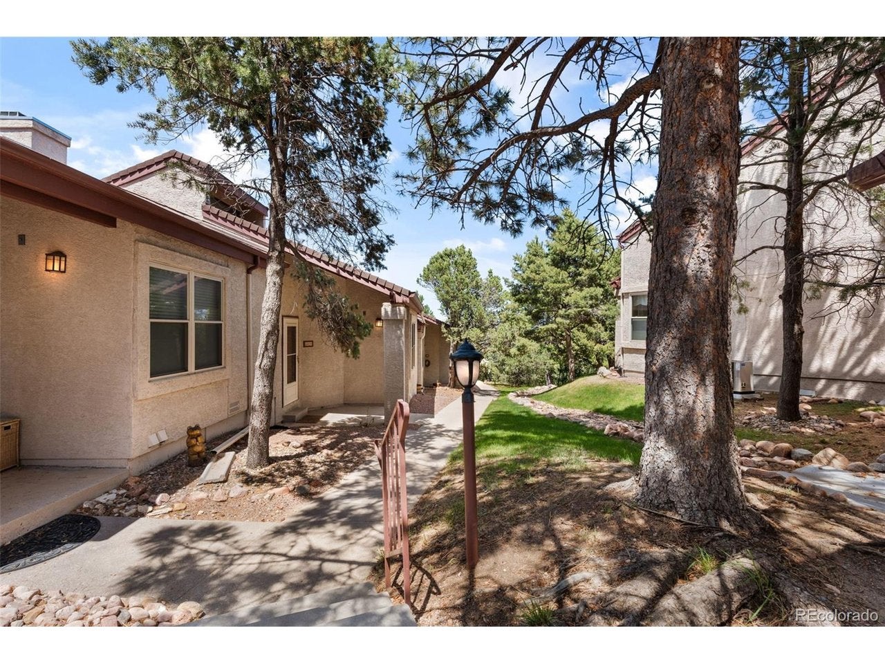 640 Autumn Crest Cir B — photo