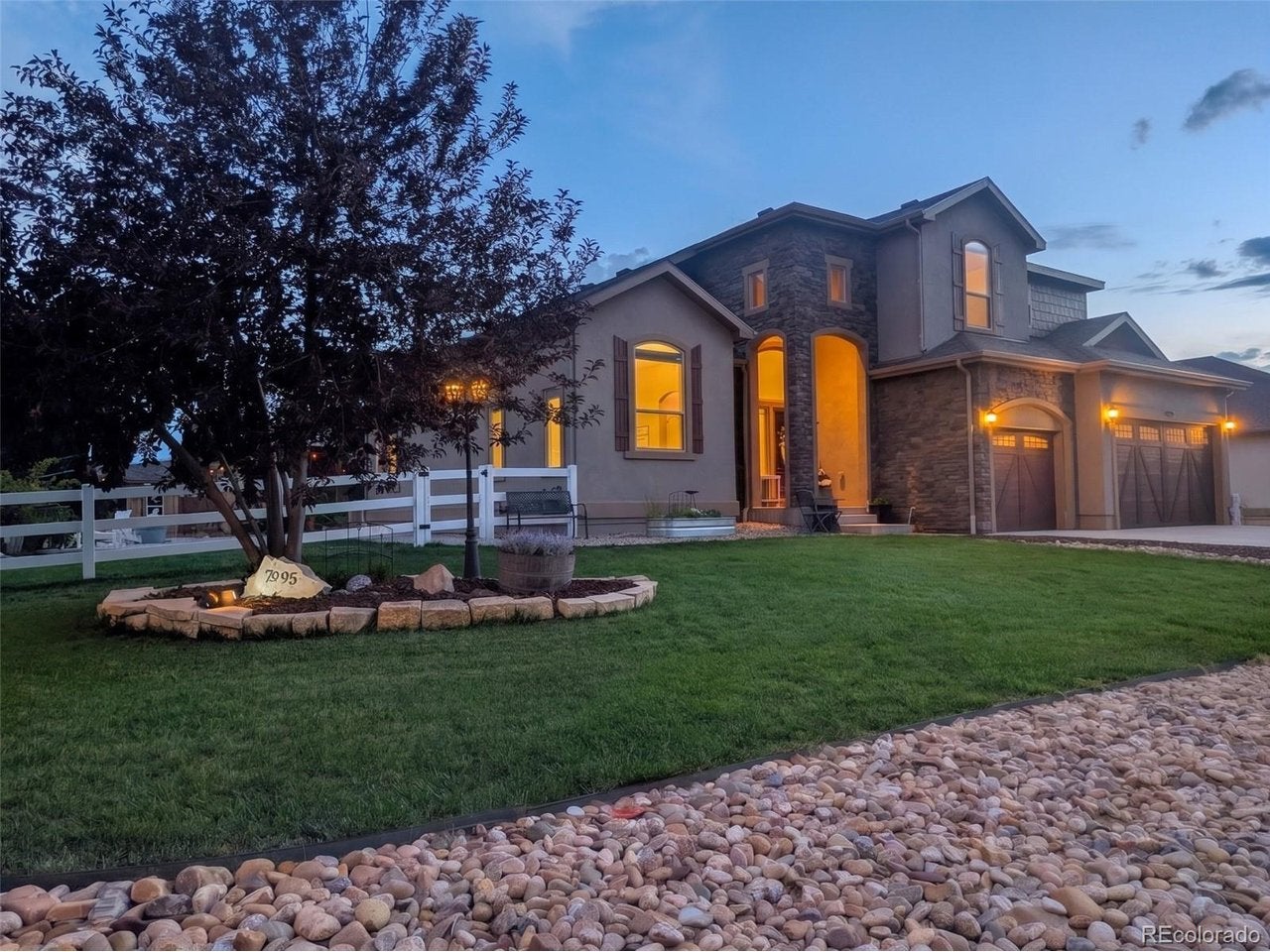 7995 Angel View Dr — photo