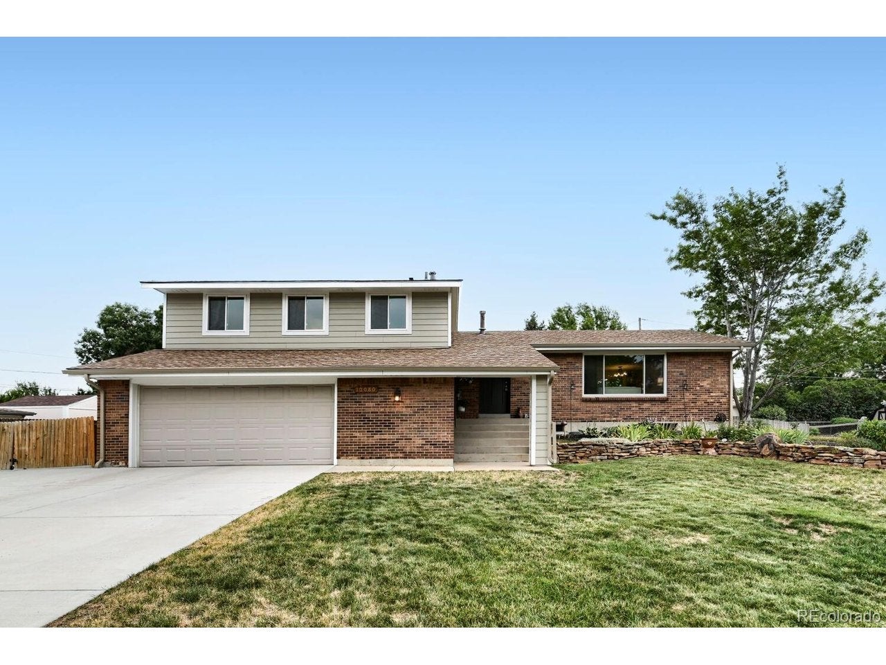 10080 W Warren Dr — photo