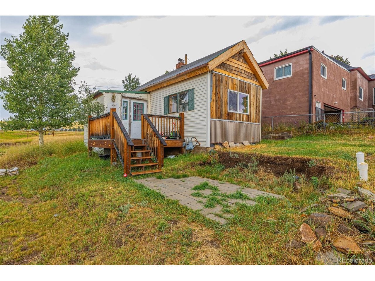 207 W Eaton Ave — photo