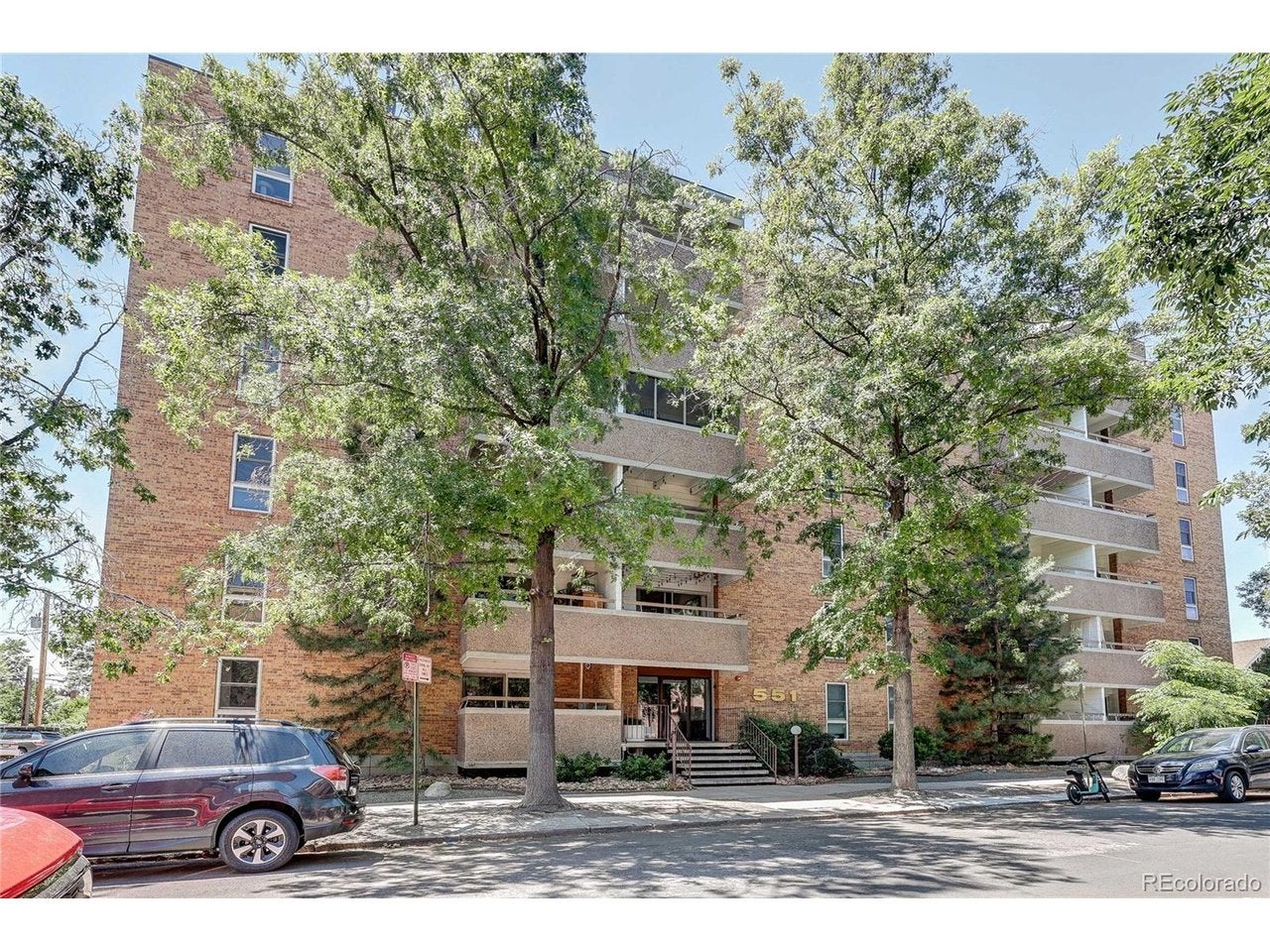 551 N Pearl St 201 — photo