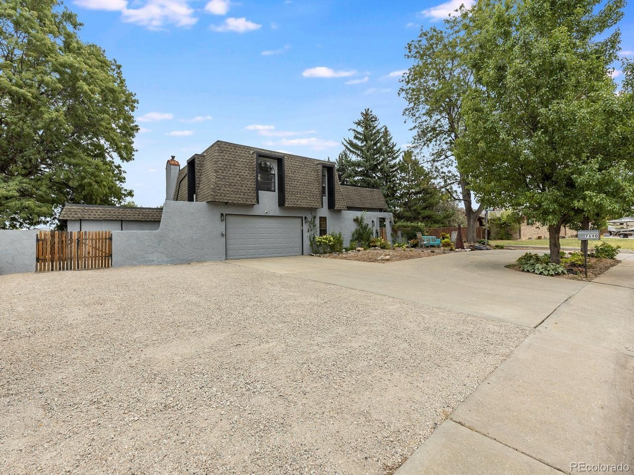 7690 Kline Dr — photo