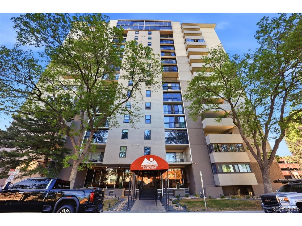 2 Adams St 603 — photo