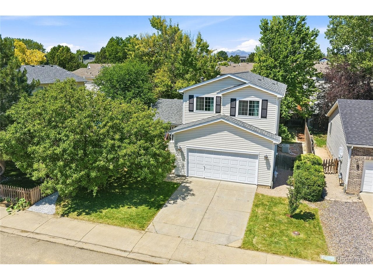 1213 Fremont Ct — photo