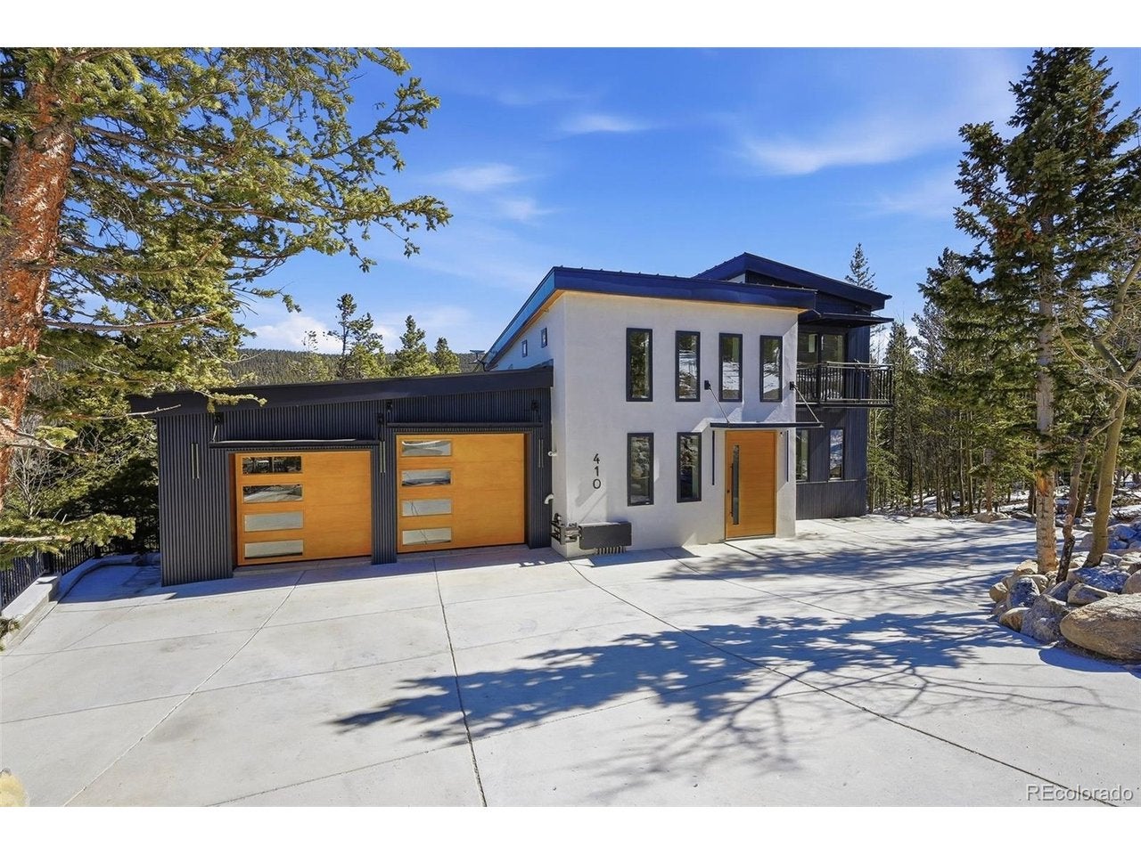 410 N Aspen St — photo