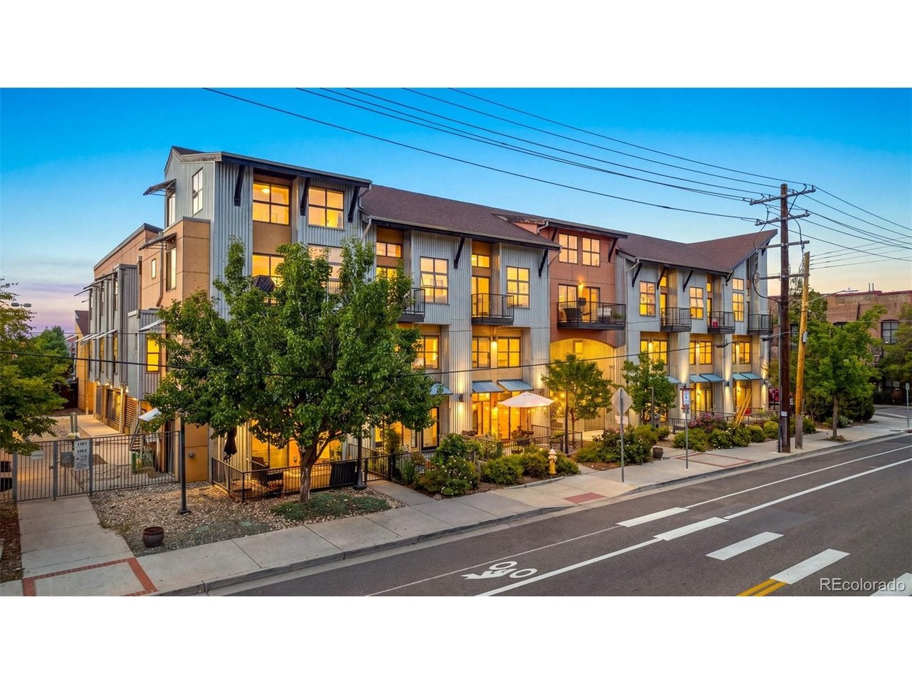 3195 Blake St 101 — photo