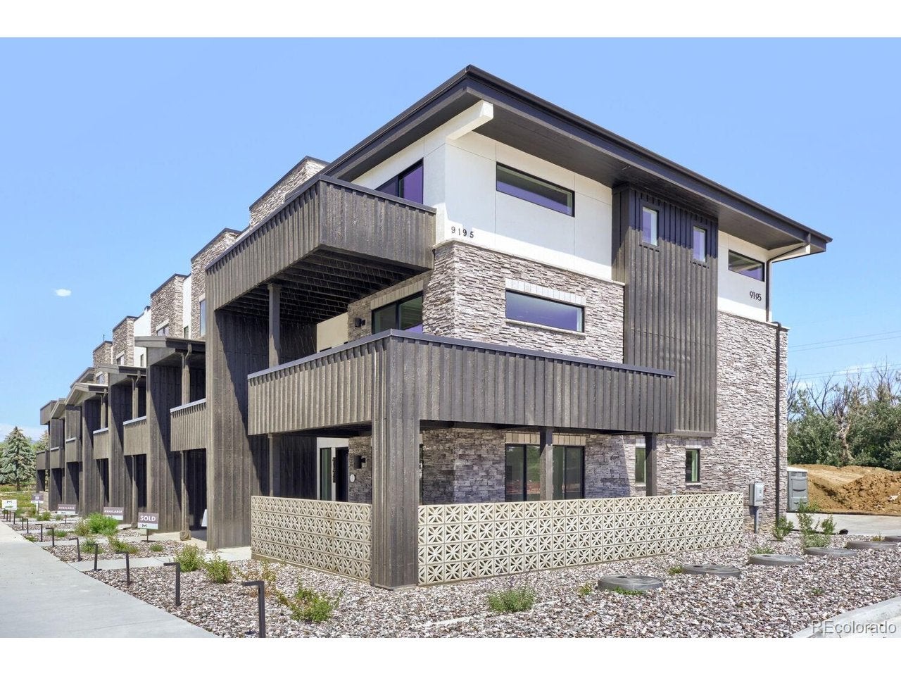 9195 Pierce St 1 — photo