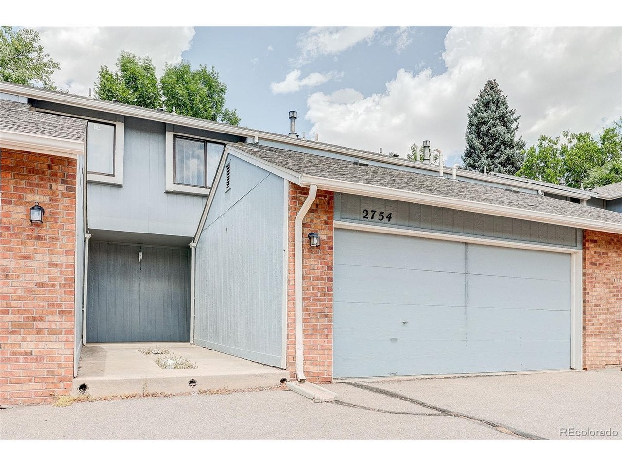 2754 S Lansing Way — photo