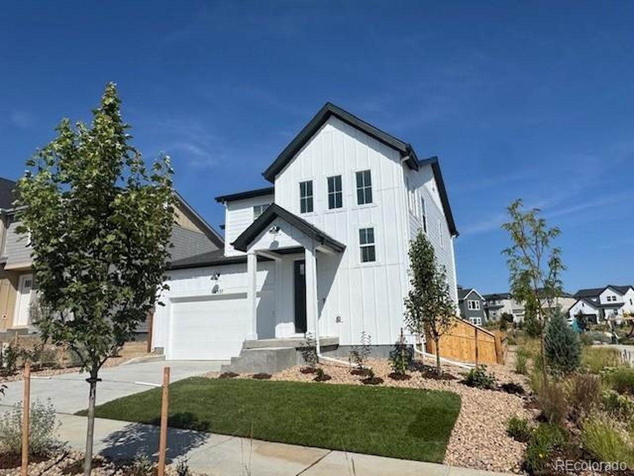16537 W 92nd Pl — photo