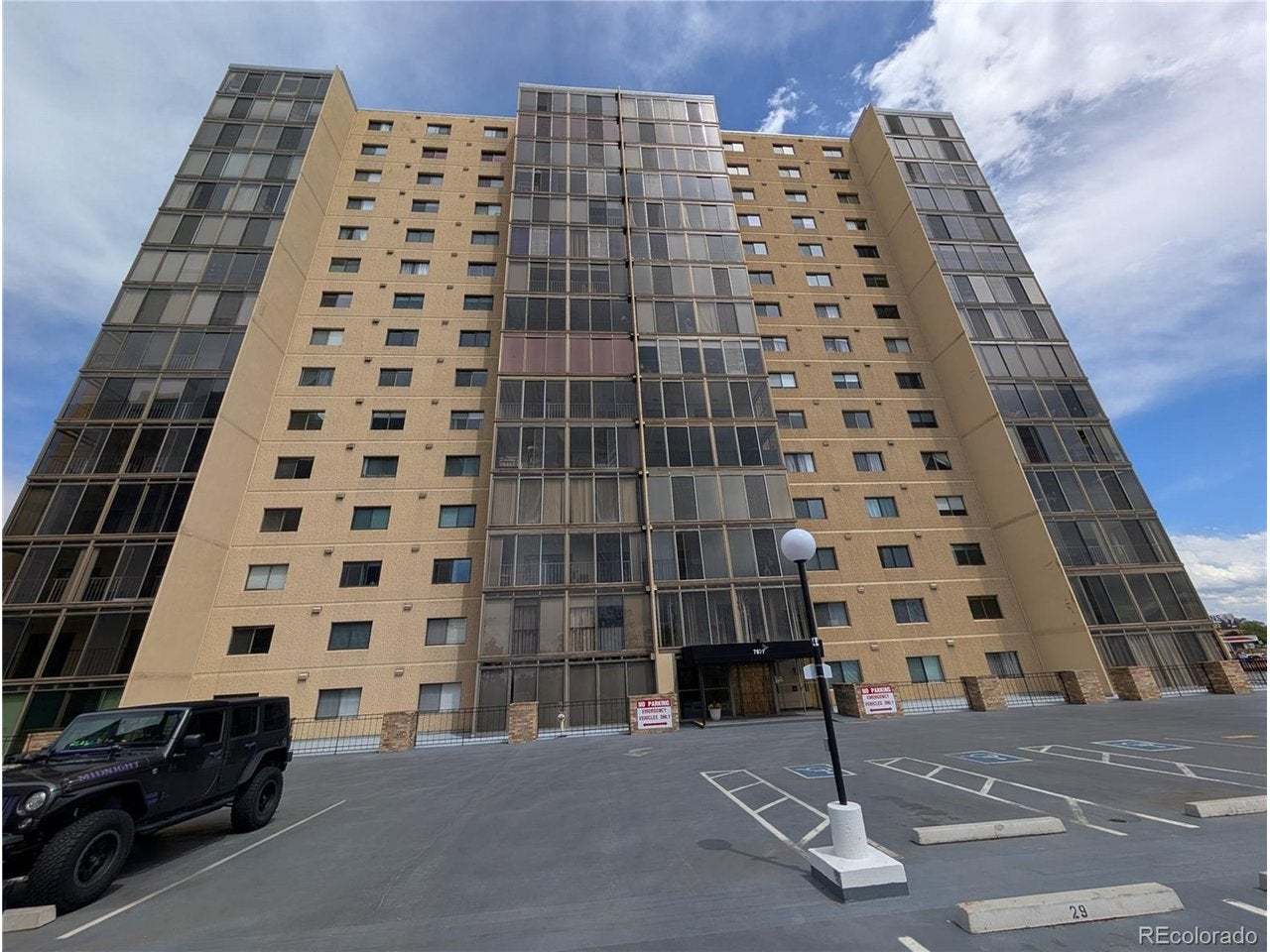 7877 E Mississippi Ave 506 — photo