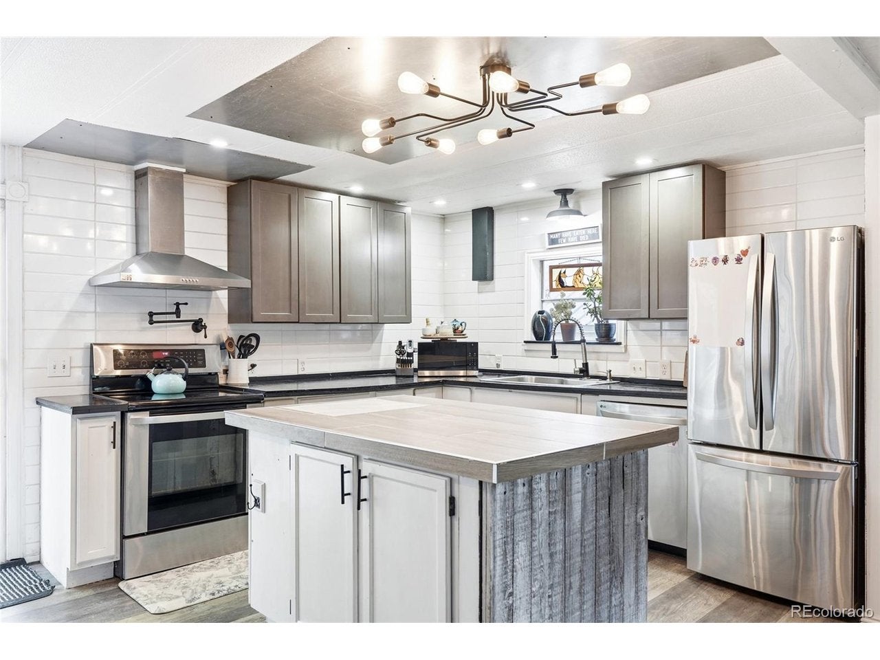 4622 Grand Canyon Dr — photo