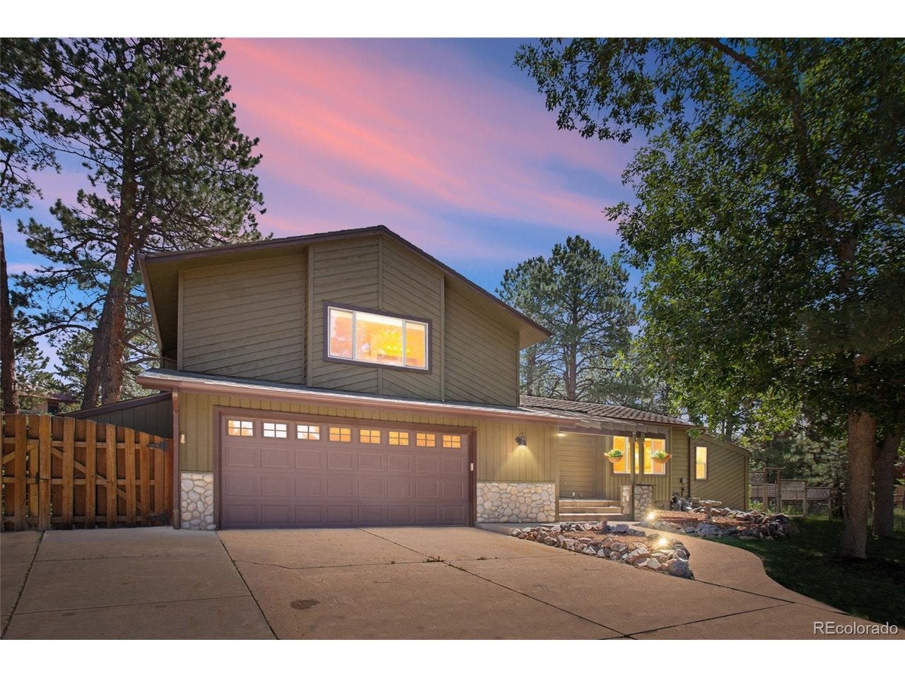 6048 Ponderosa Way — photo