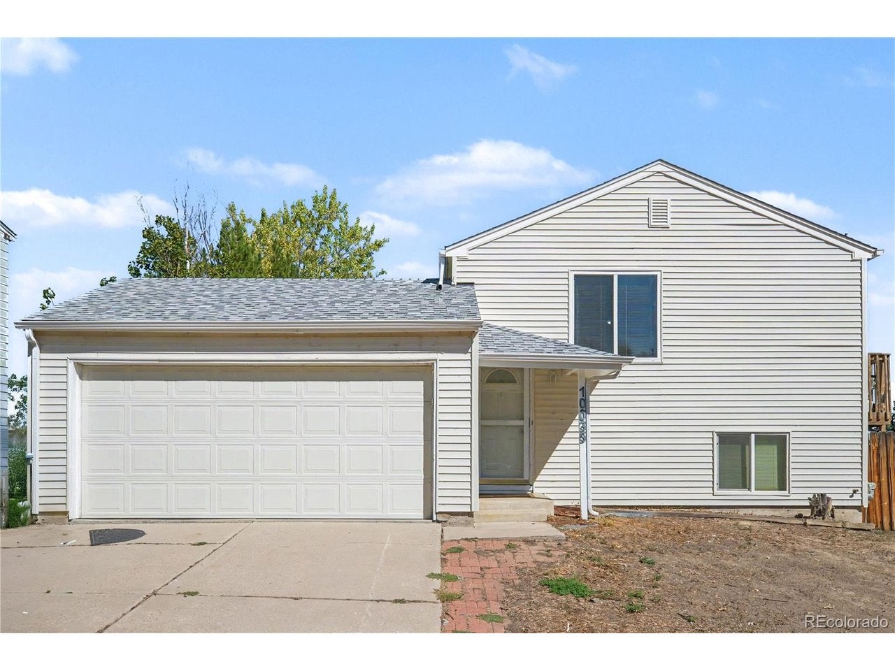 10035 Holland Ct — photo