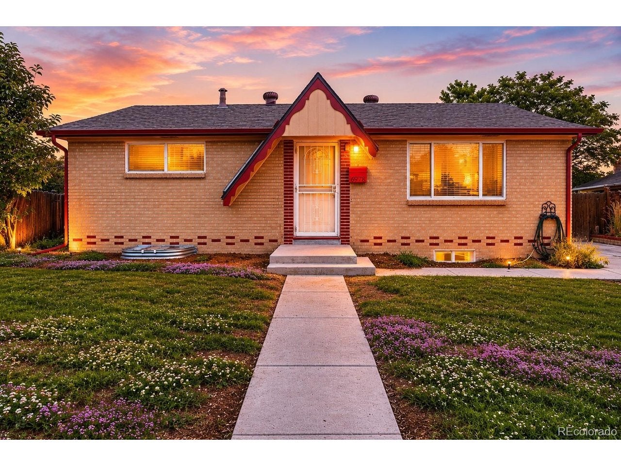 6978 Kidder Dr — photo