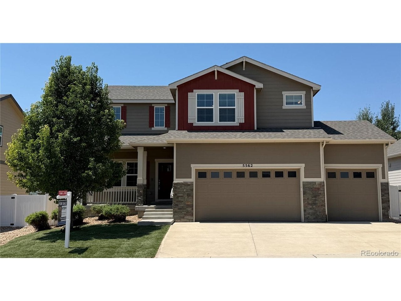 5562 Clarence Dr — photo