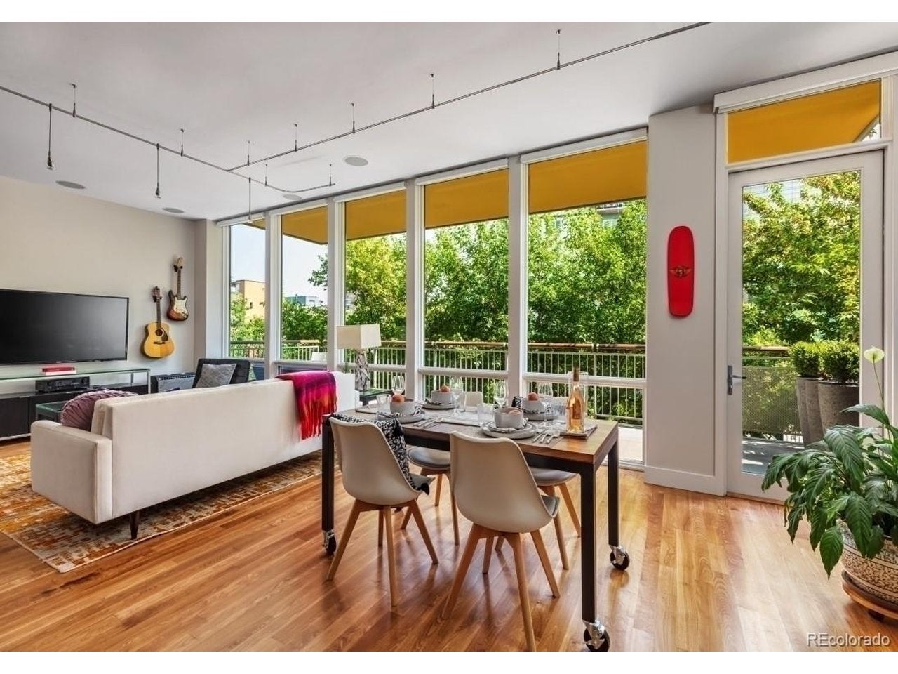 1401 Delgany St 203 — photo