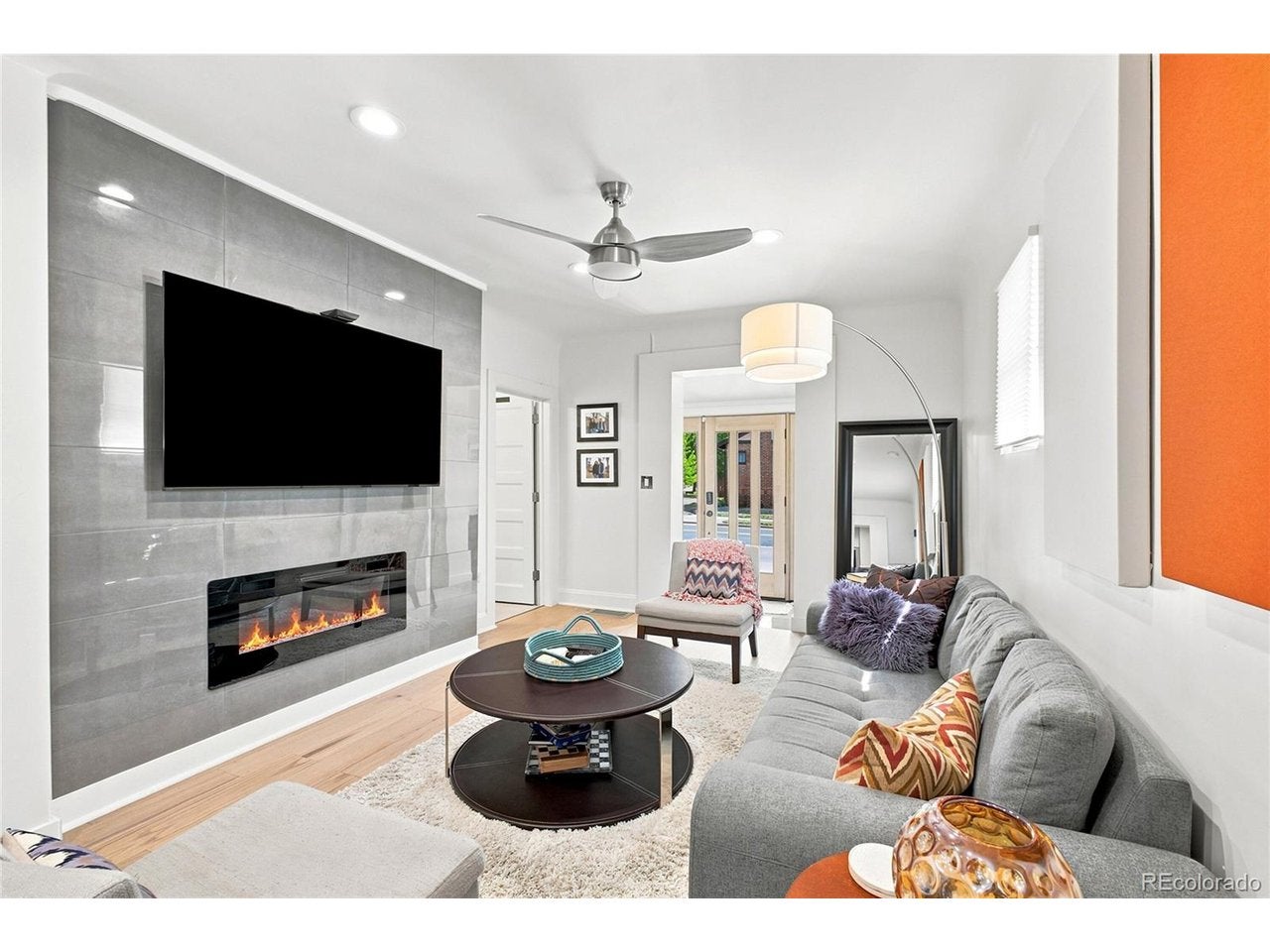 1531 E Alameda Ave — photo