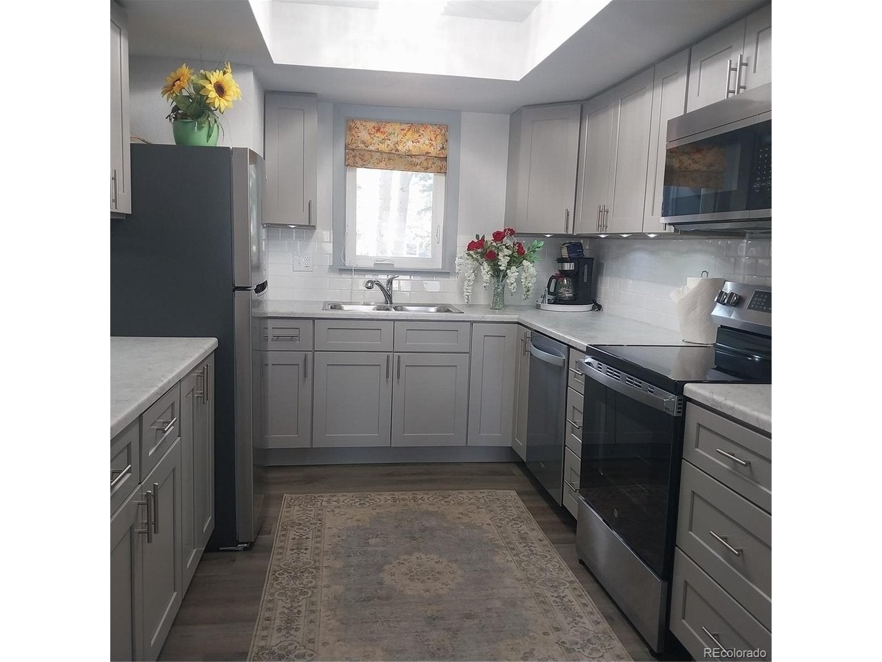 250 Cove Blvd 3 — photo
