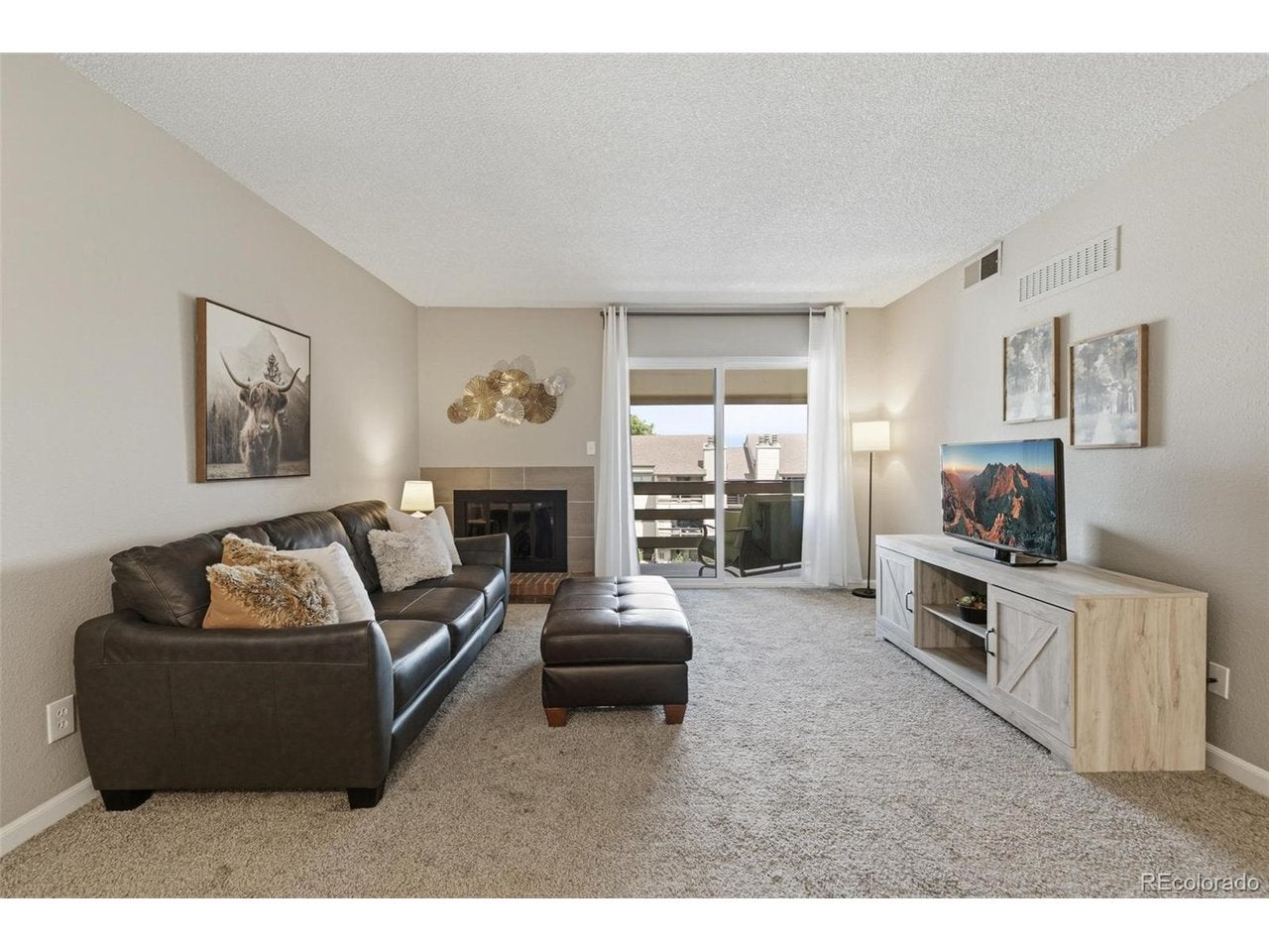 459 Wright St 305 — photo