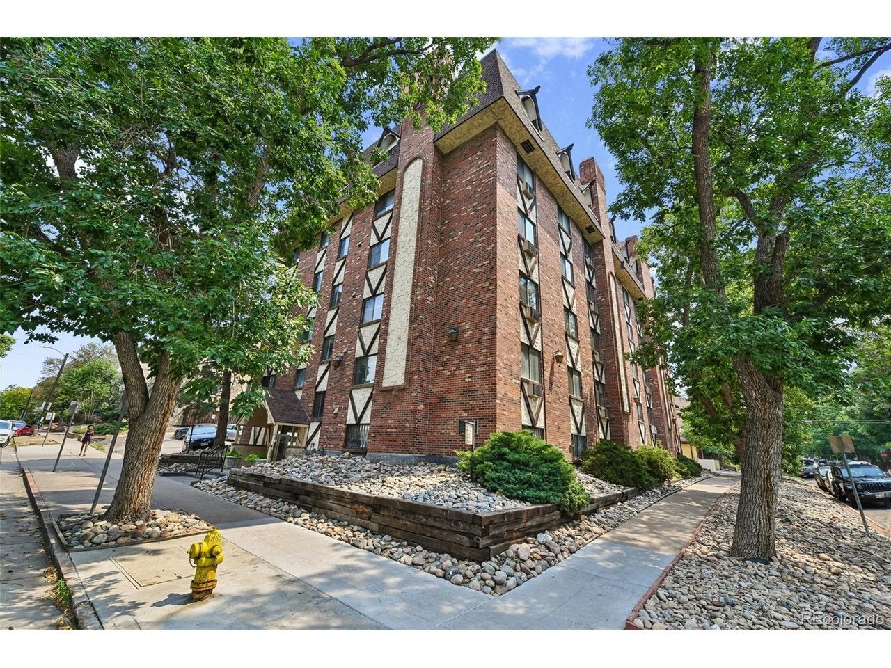 1008 N Corona St 502 — photo