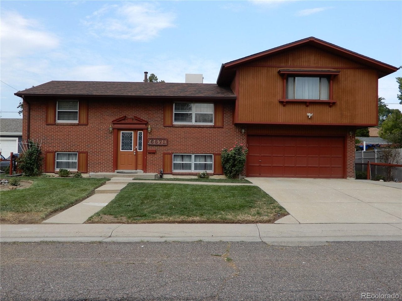 6671 Quay Ct — photo