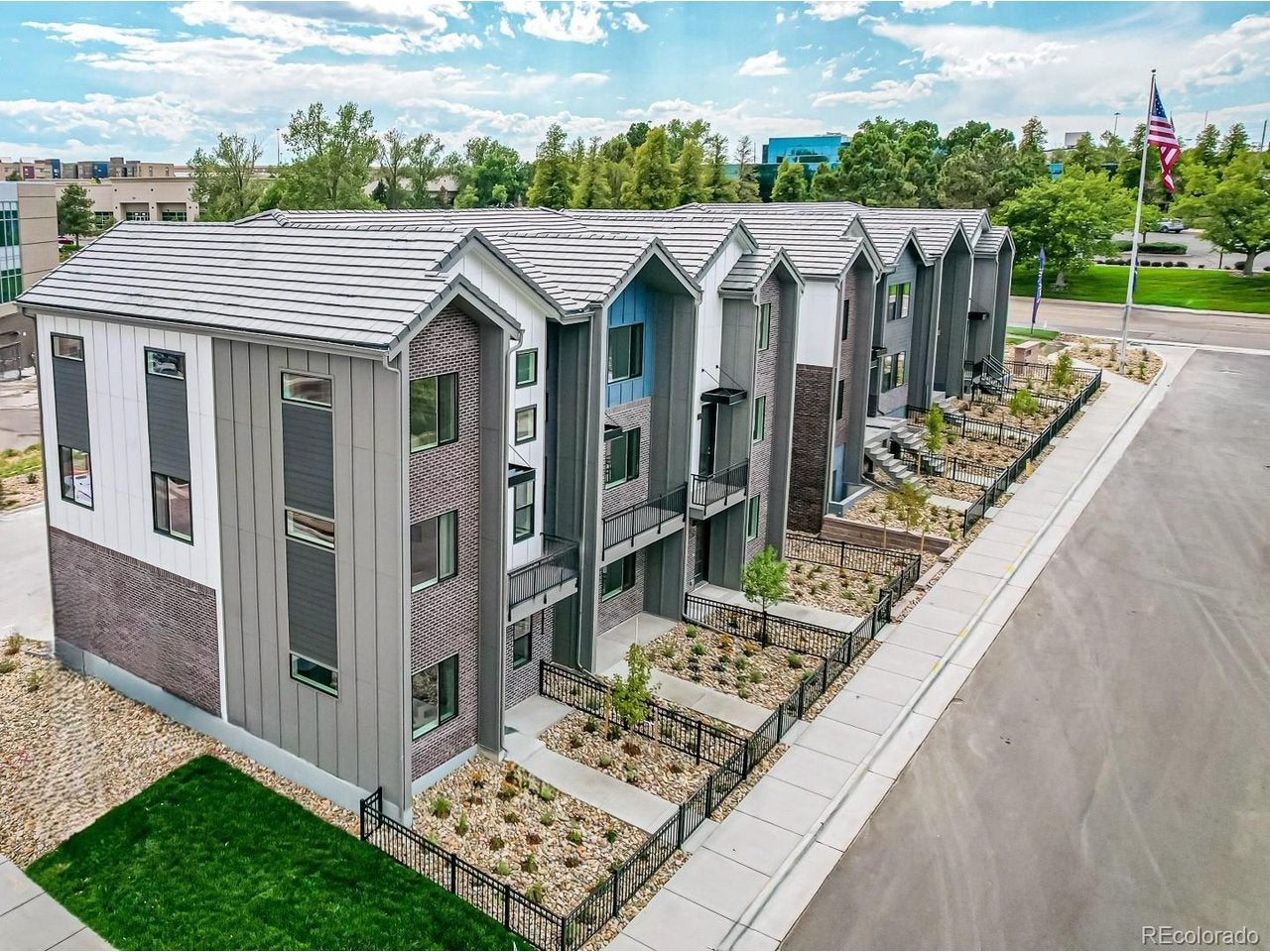 35 Ascent Trl — photo