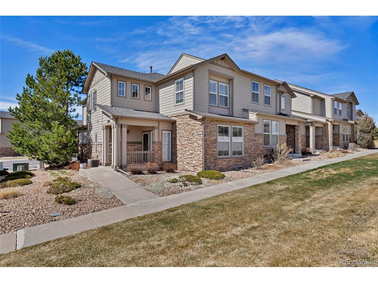17099 Blue Mist Grv — photo