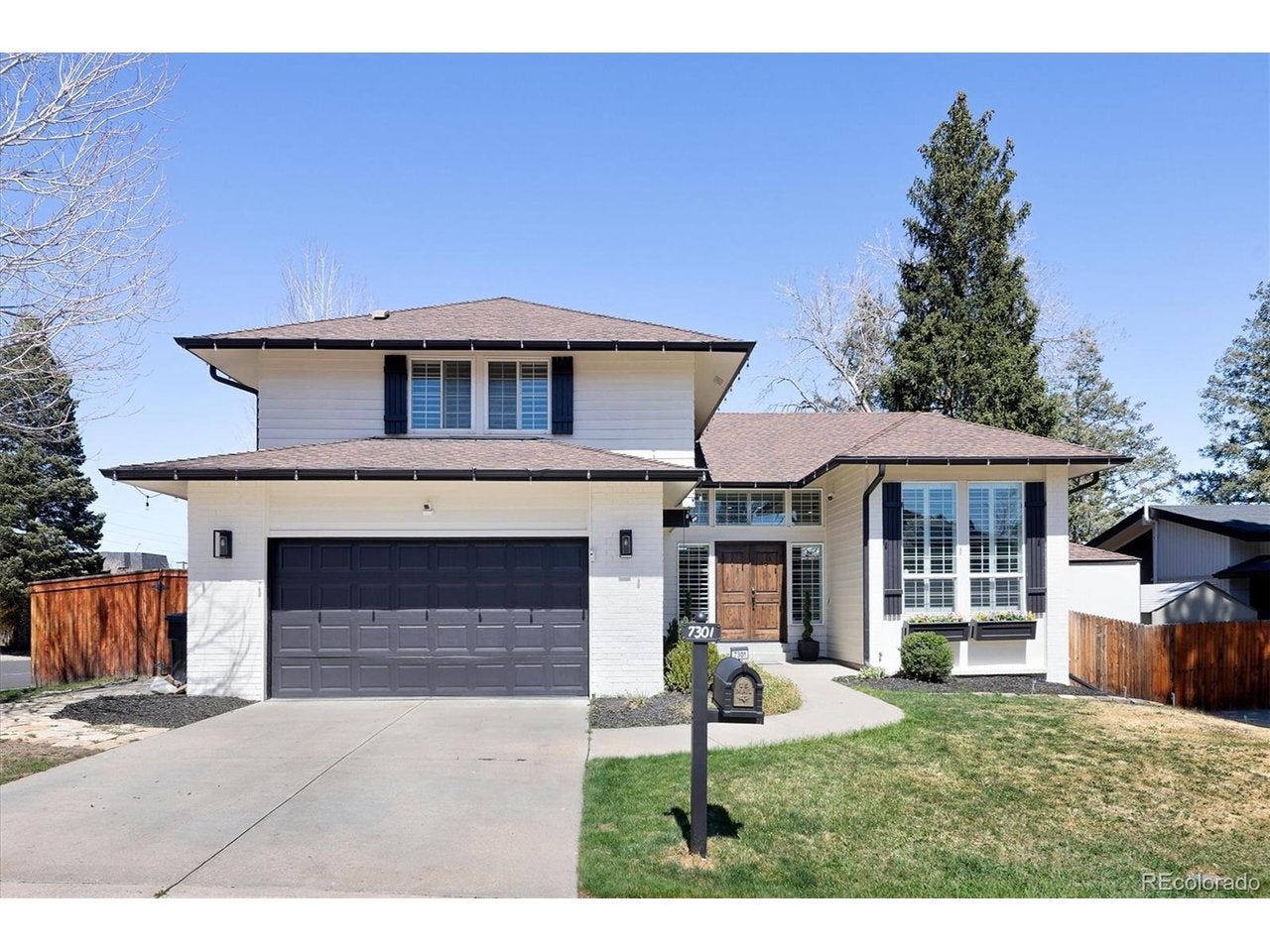 7301 E Jarvis Pl — photo