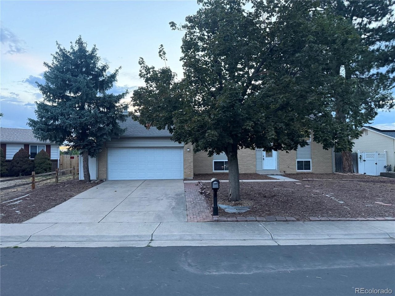 3147 S Ouray St — photo