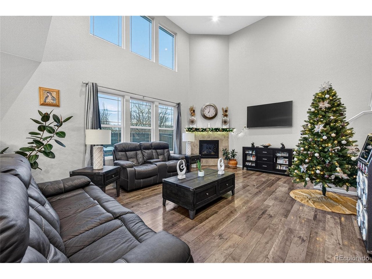 Home in Thornton, CO 80602 — photo 2