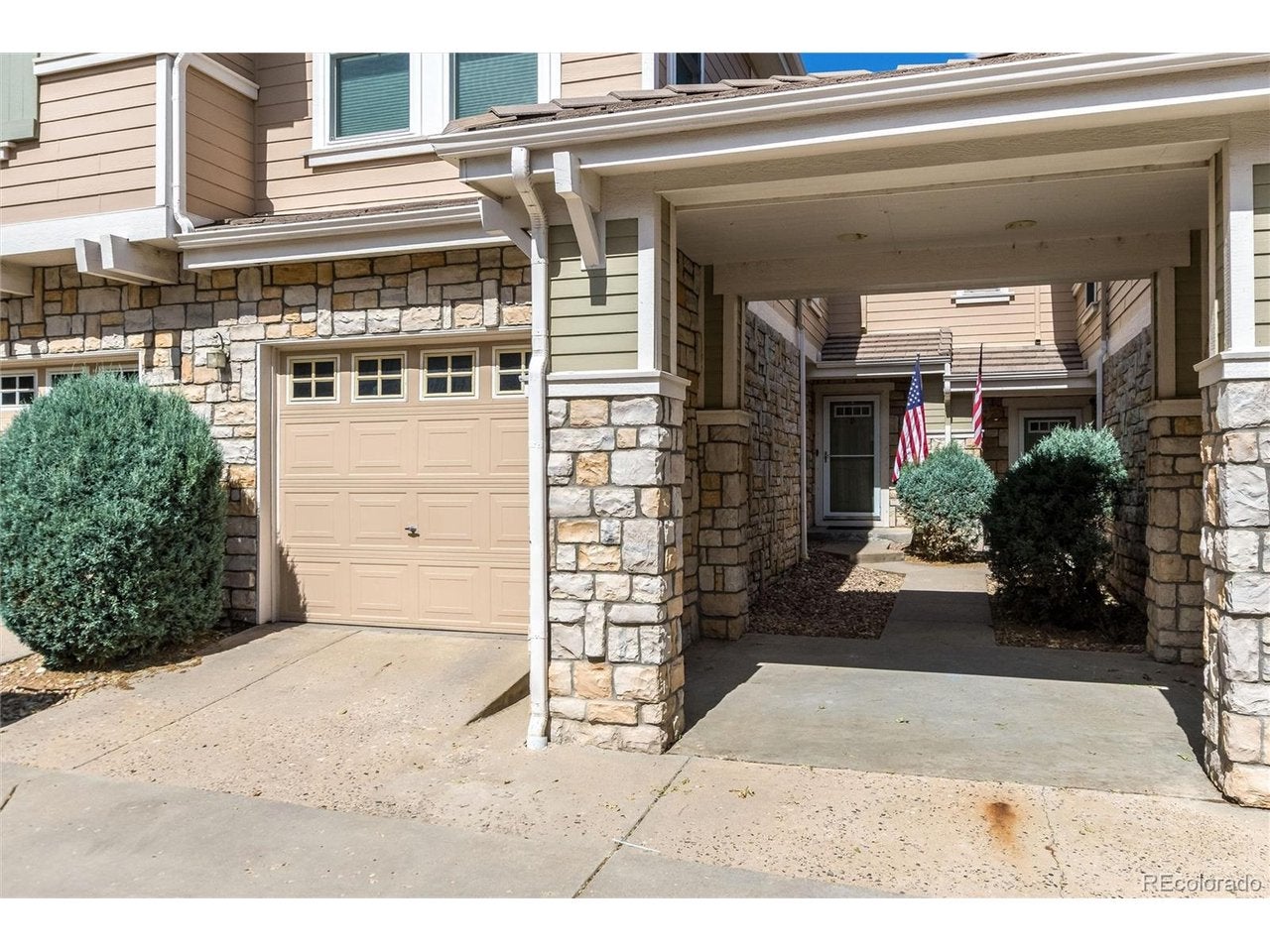12835 Mayfair Way D — photo