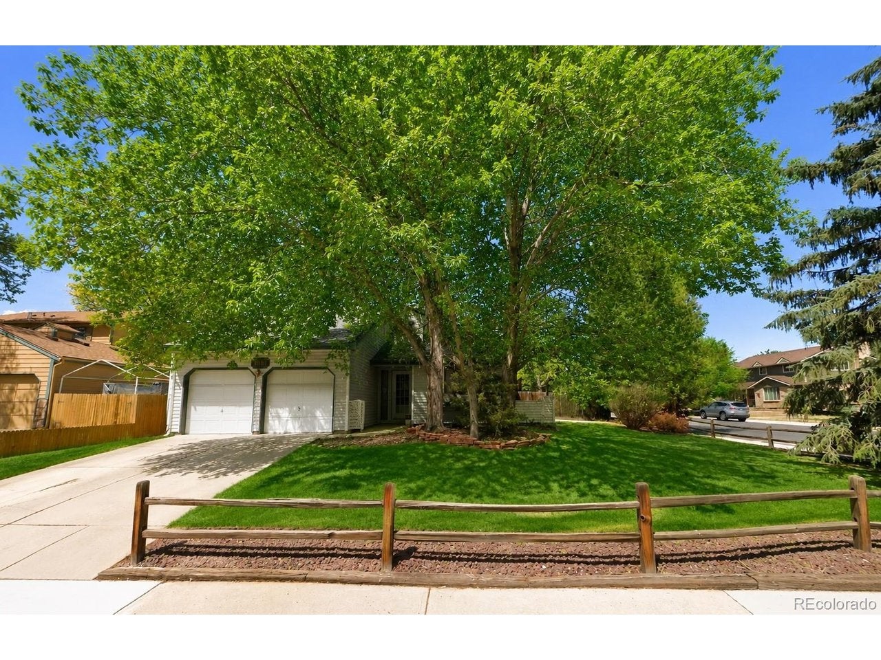 1001 Sunburst Ct — photo