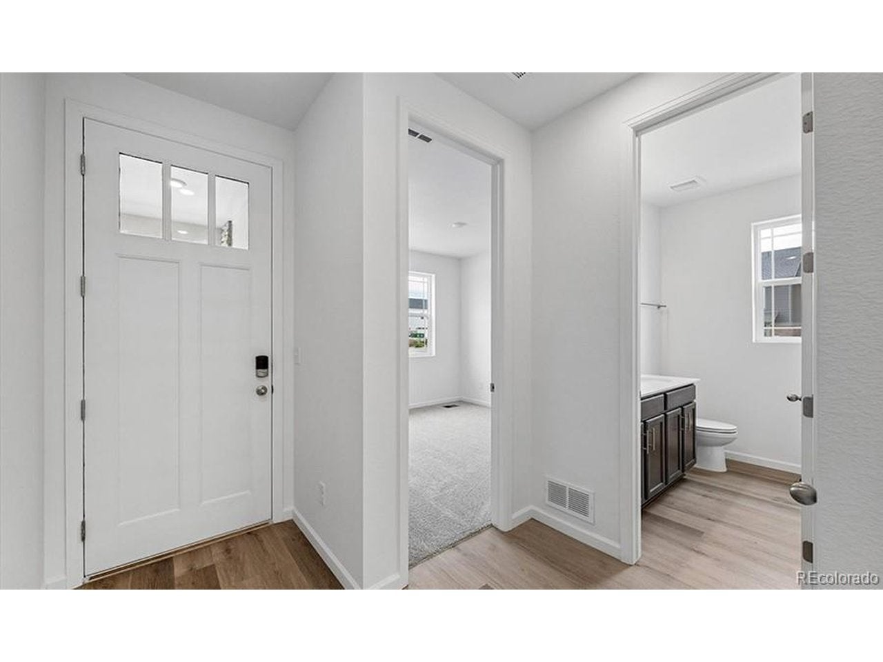 Home in Aurora, CO 80019 — photo 2