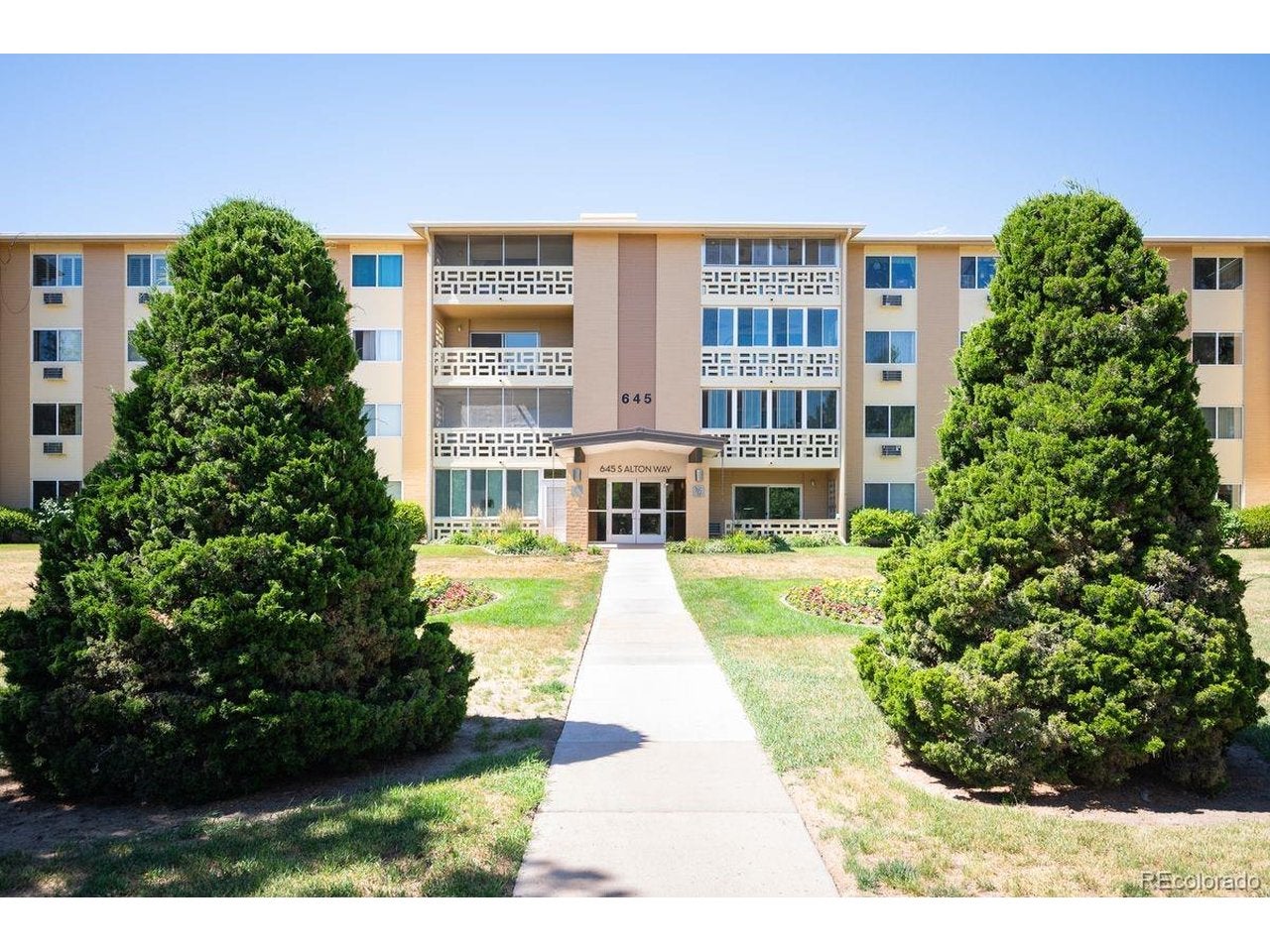 645 S Alton Way 40-10B — photo