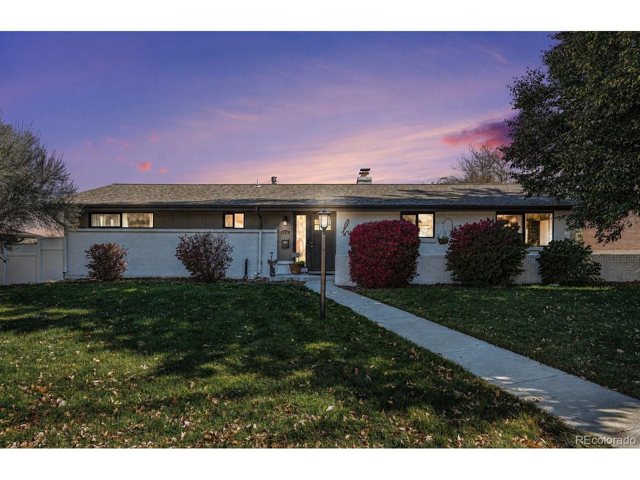 6110 S Southwood Dr — photo