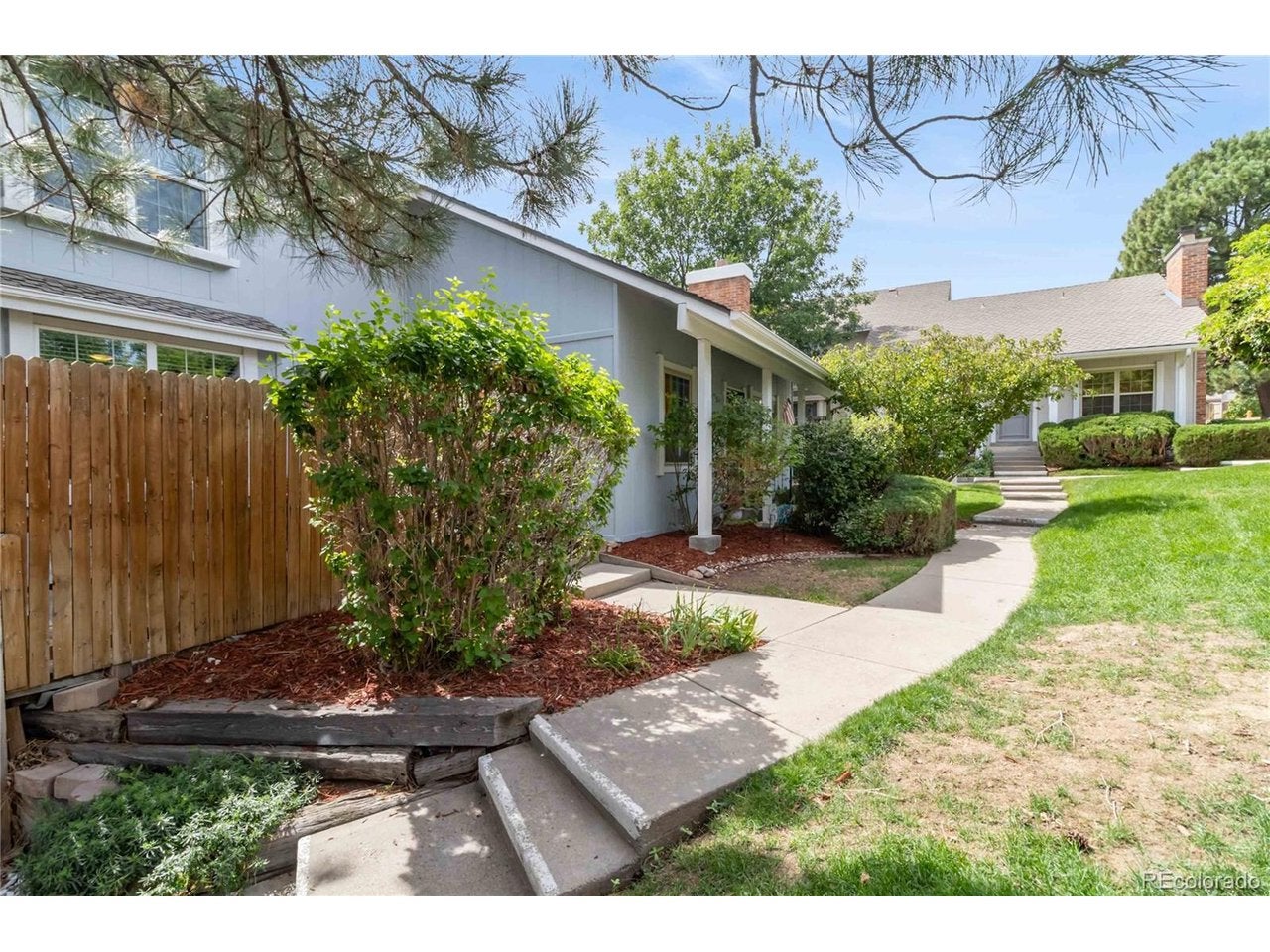 2556 E Easter Ave, Littleton, CO 80122 — photo 3