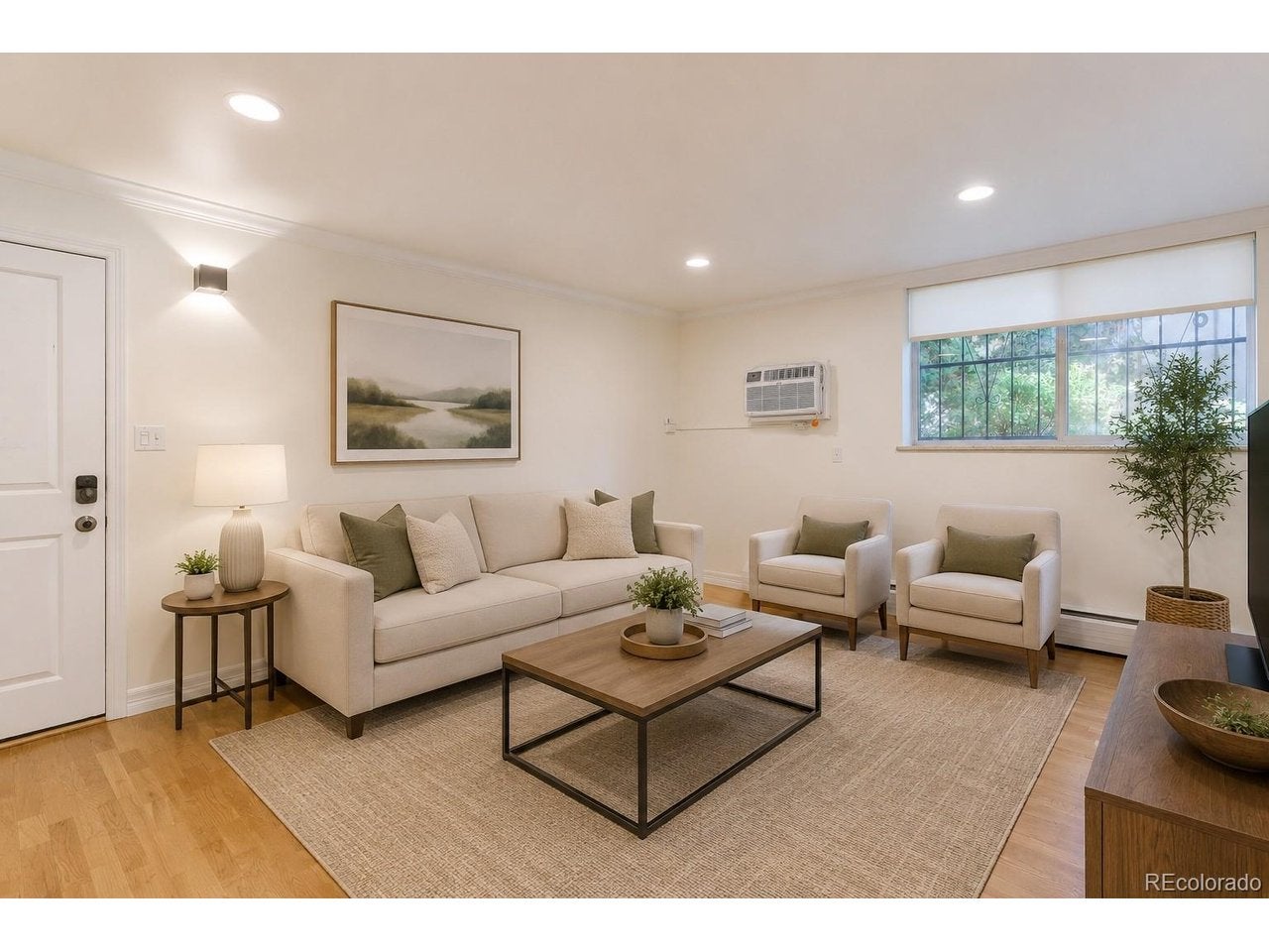 1330 Race St 4 — photo