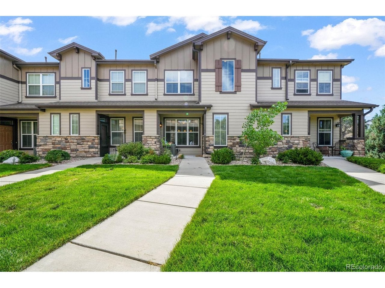 6214 Cedar Park Grv — photo