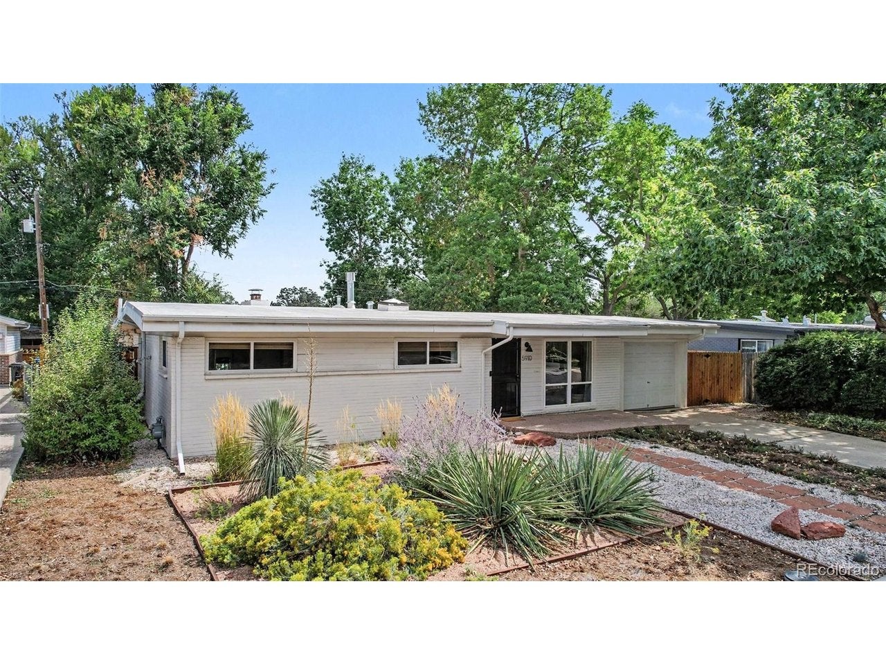 5910 Estes Ct — photo