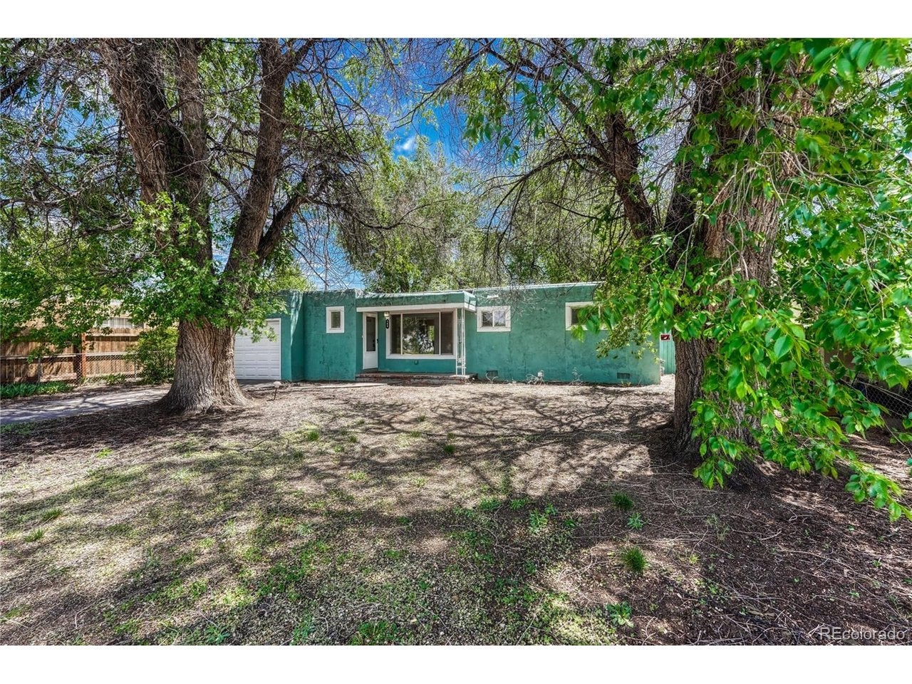 145 Leta Dr — photo