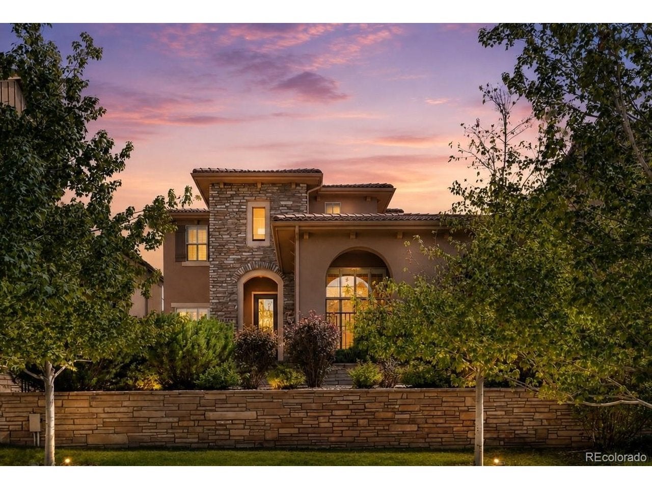 10358 Bluffmont Dr — photo