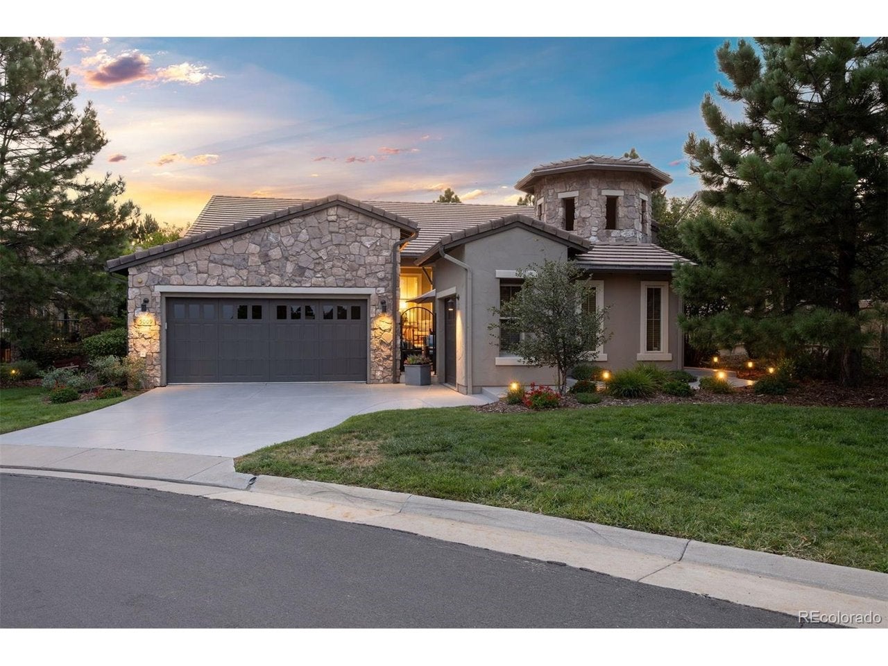 5009 Vermillion Ct — photo