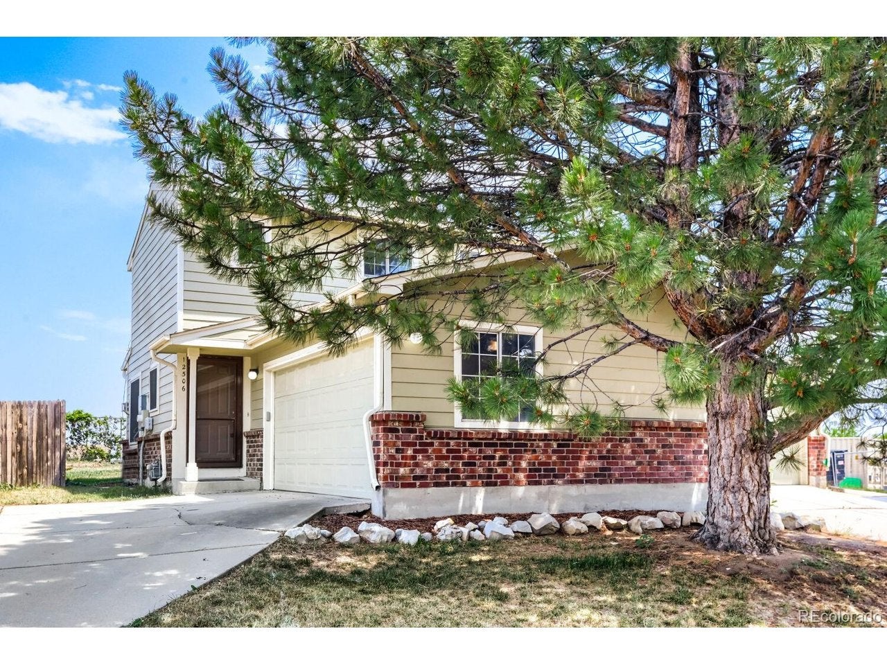 12506 Forest Dr — photo