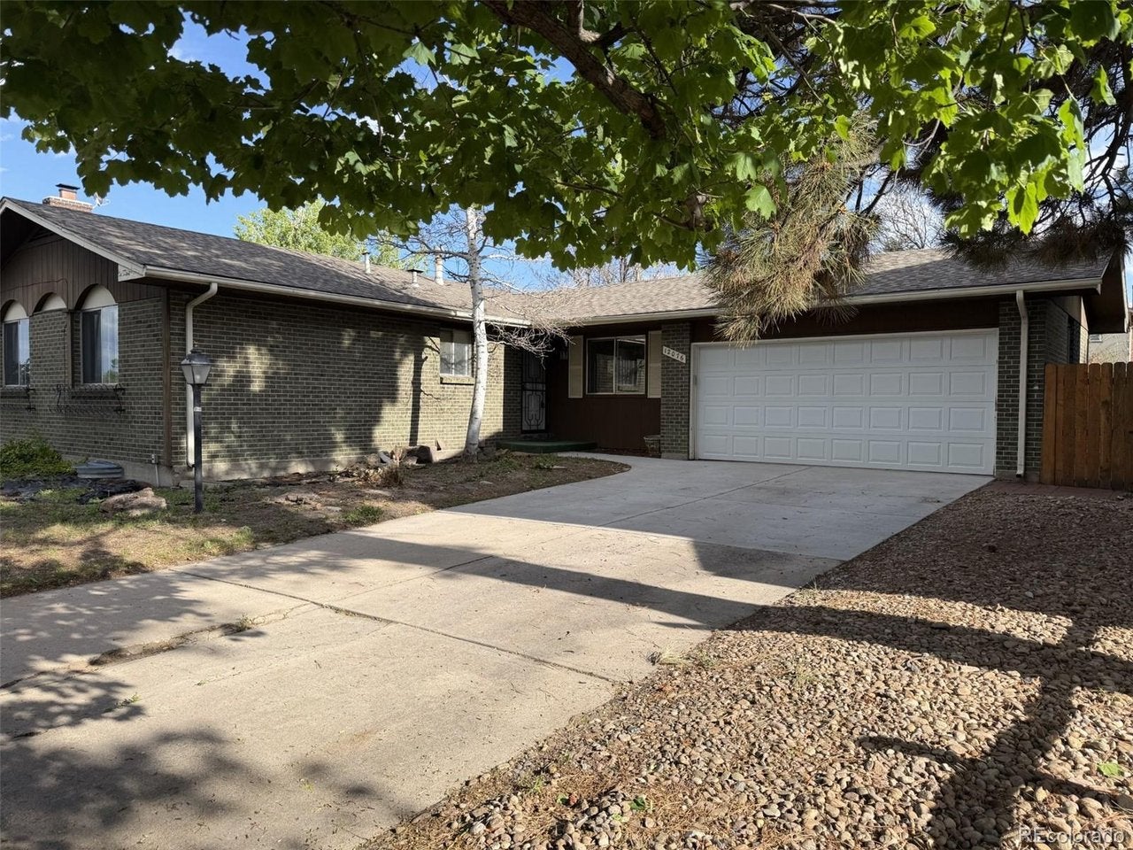 12076 E Montana Pl — photo