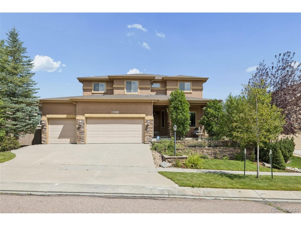 9511 Pancake Rocks Trl — photo