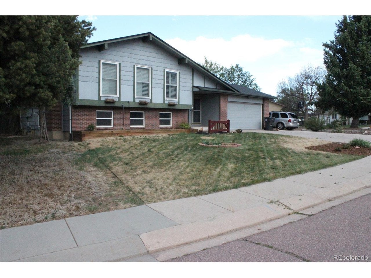 5055 Picket Dr — photo