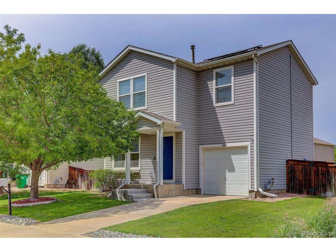 1347 Lark Ave — photo