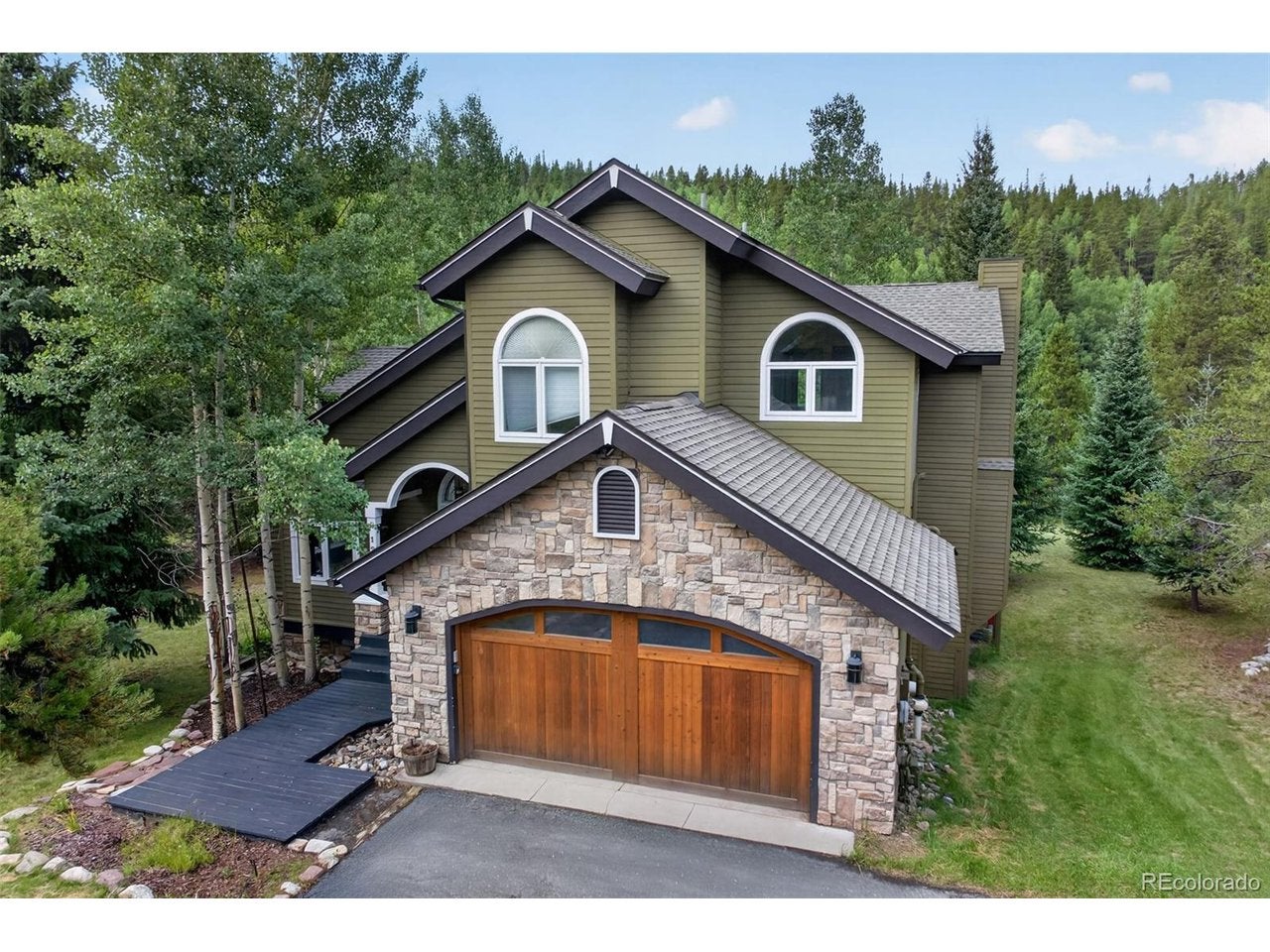 1210 Brooks Hill Dr — photo