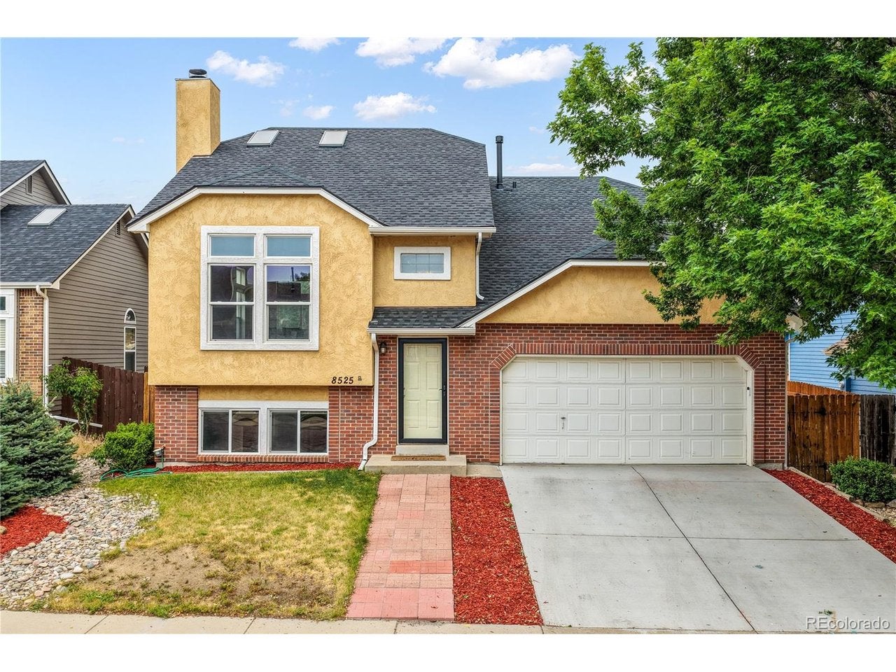 8525 Sassafras Dr — photo